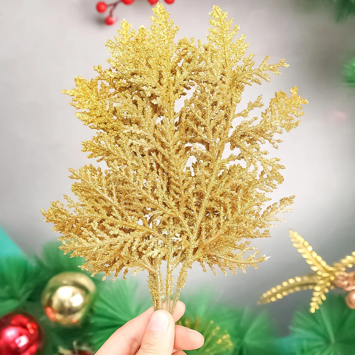 5PCS Christmas Glitter Gold & Silver Leaves – Artificial Pine Branches for Tree Decorations & Holiday Ornaments