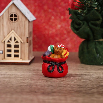 Christmas Miniatures Figurines – Santa Claus, Snowmen, Bear & More for Xmas Tree, Dollhouse, Moss Terrarium & Fairy Garden Décor