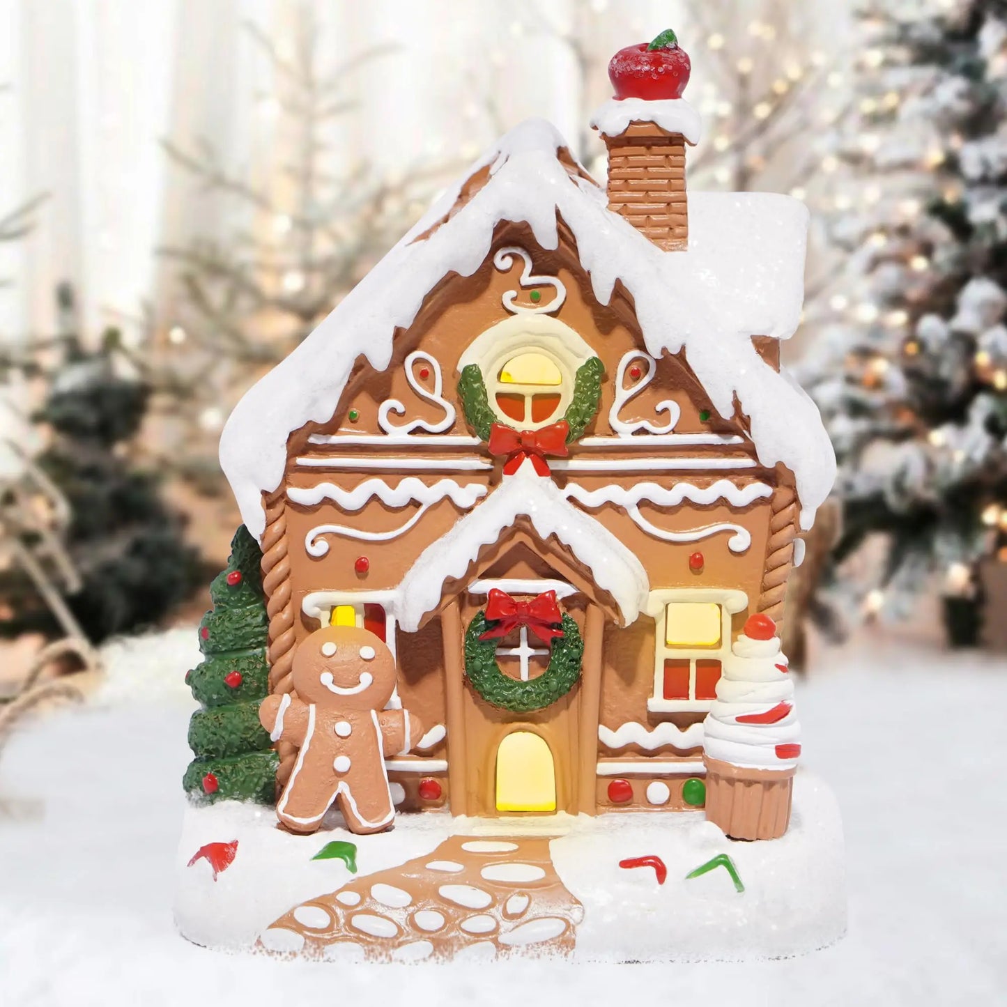 Christmas Gingerbread House Figurine – Festive Polyresin Decor for Holiday Displays & Xmas Gifts