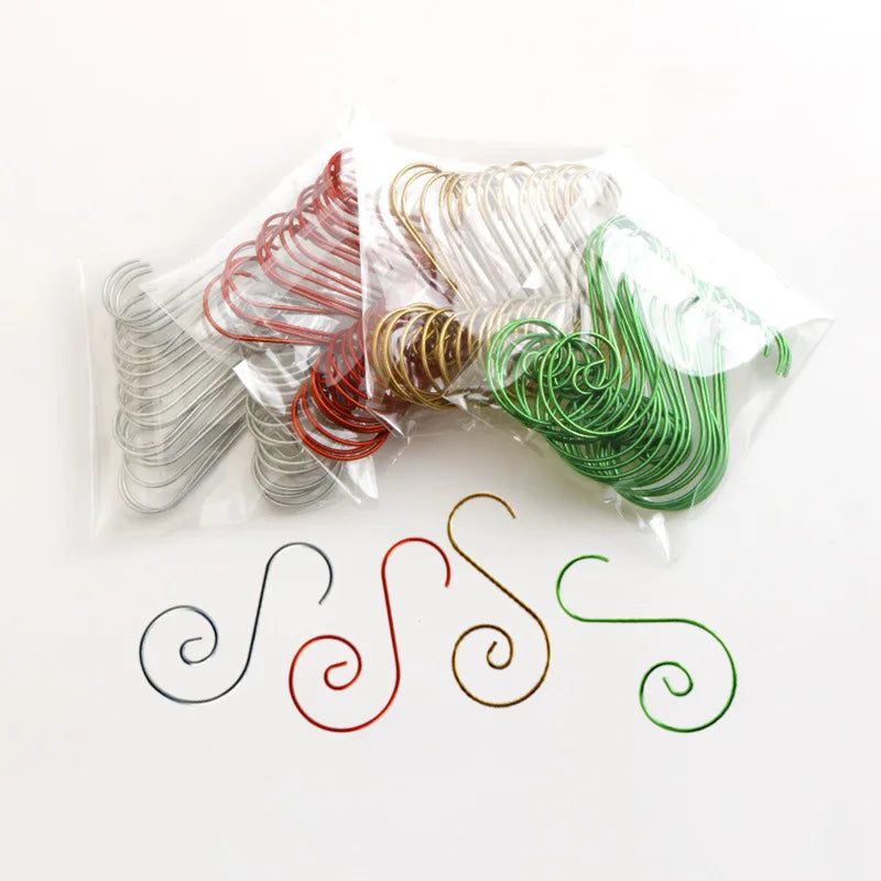 20PCS Christmas S-Shaped Hooks – Tree Ball Hanging Hooks & Pendant Clasp Holders for Holiday Ornaments